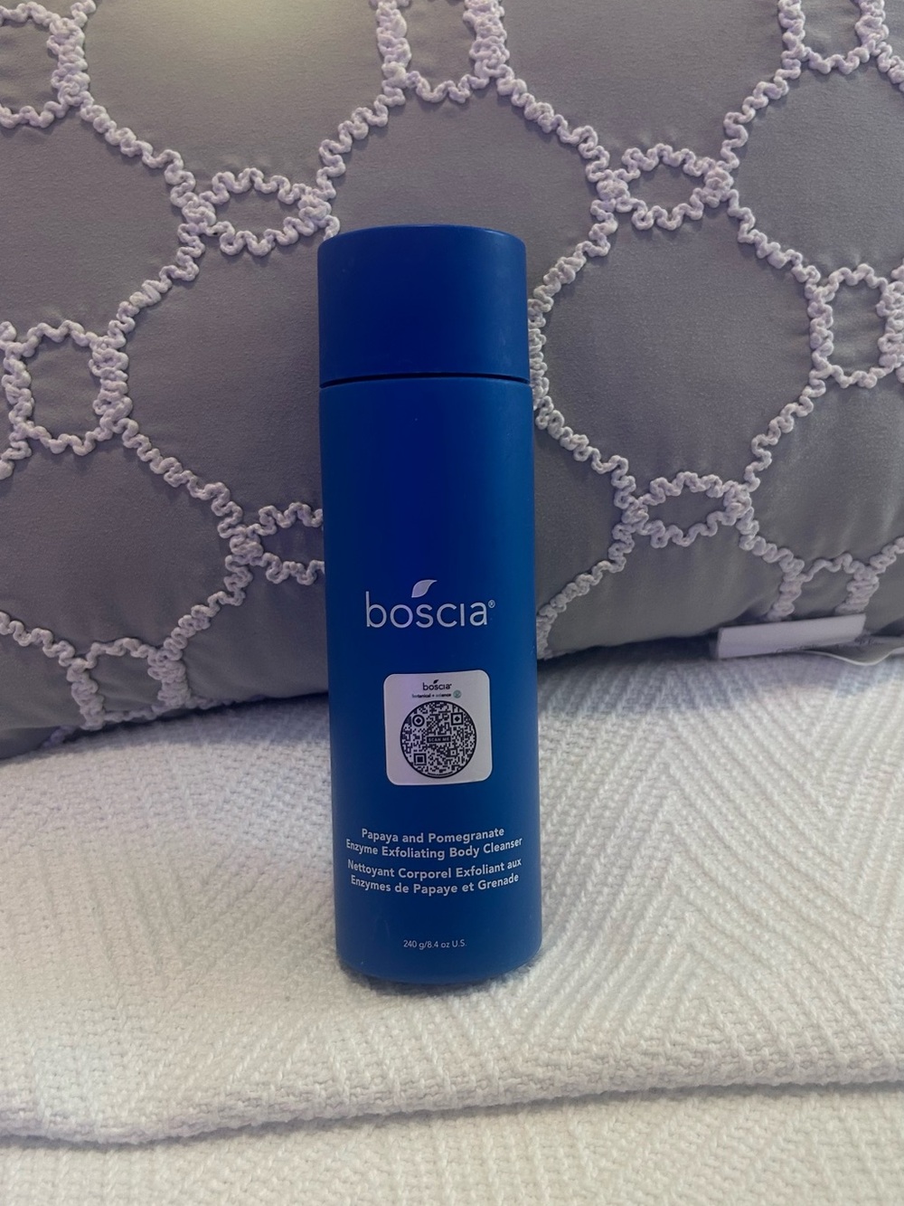 NWT Boscia Papaya & Pomegranate Exfoliating Body Cleanser - Blue